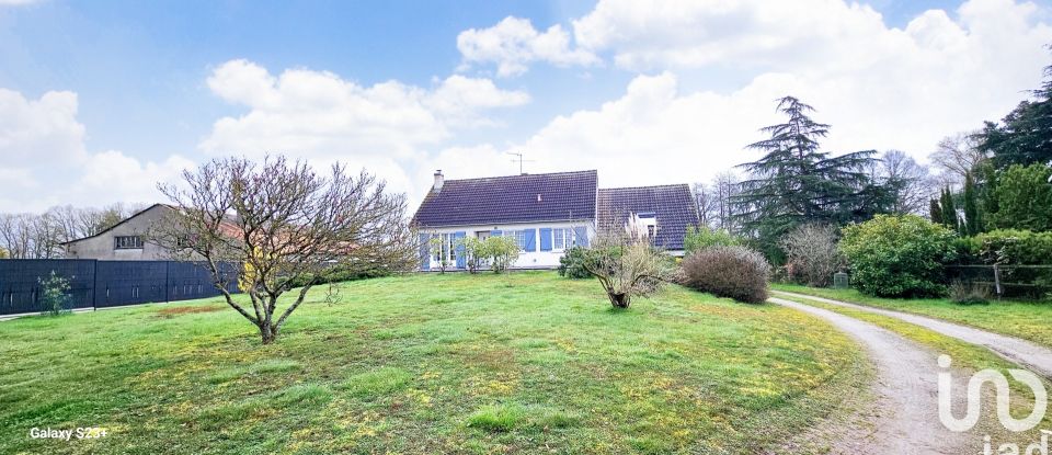Maison 5 pièces de 102 m² à Sully-sur-Loire (45600)