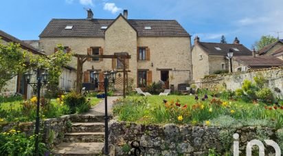 Maison traditionnelle 9 pièces de 307 m² à Brueil-en-Vexin (78440)