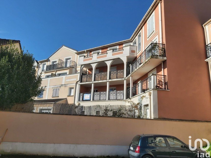 Appartement 3 pièces de 54 m² à Villeparisis (77270)