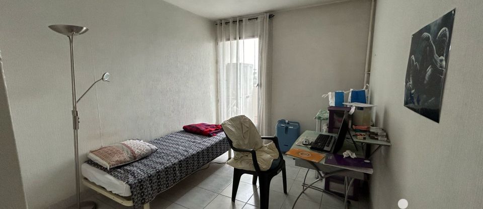 Apartment 4 rooms of 74 m² in Massy (91300)