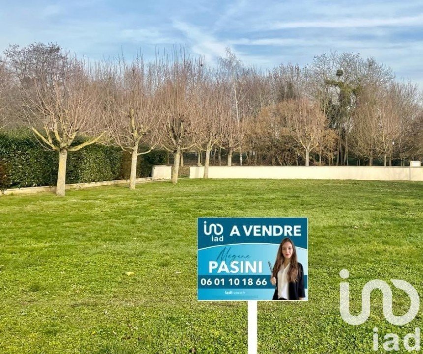 Land of 520 m² in Précy-sur-Marne (77410)