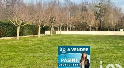 Land of 520 m² in Précy-sur-Marne (77410)
