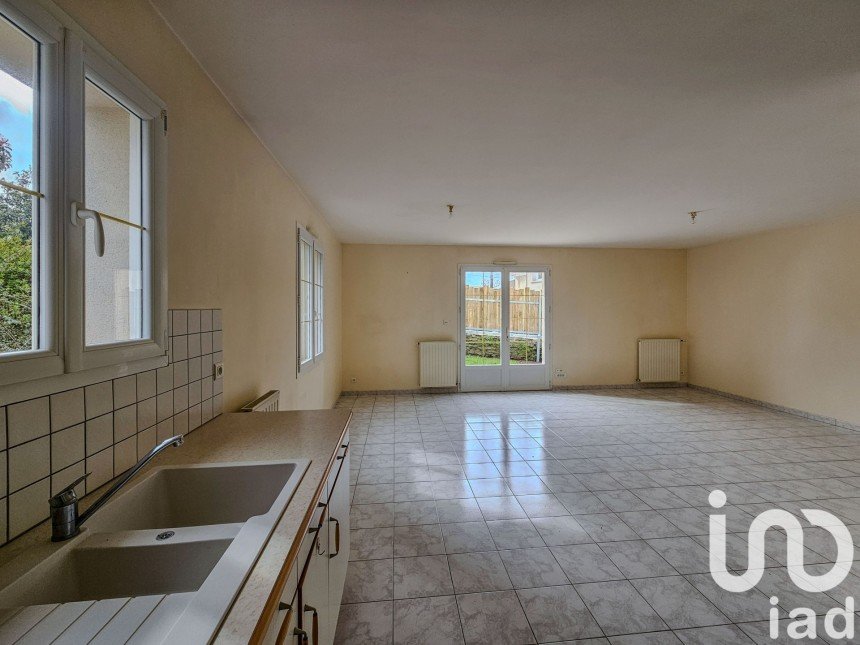 Maison 4 pièces de 82 m² à Vallet (44330)