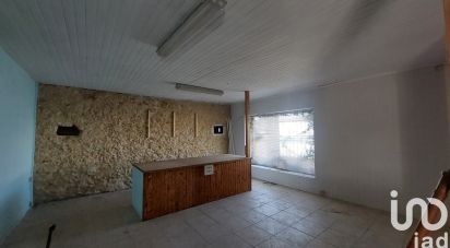 Barn conversion 1 room of 270 m² in Montcaret (24230)