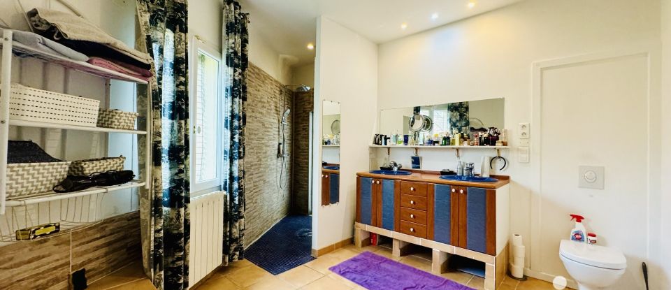Maison traditionnelle 4 pièces de 153 m² à Avignon (84140)