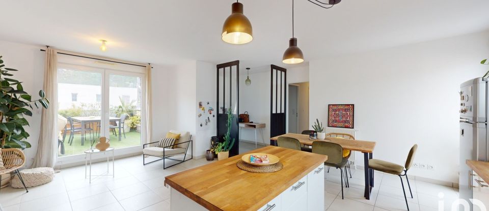 Appartement 4 pièces de 82 m² à Le Rove (13740)
