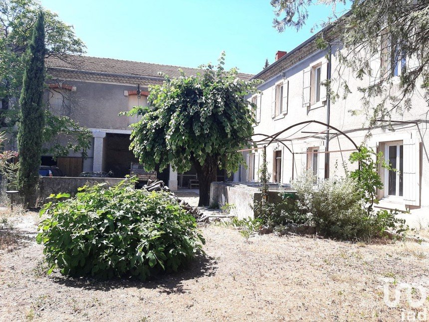 House 6 rooms of 206 m² in Bourg-Saint-Andéol (07700)