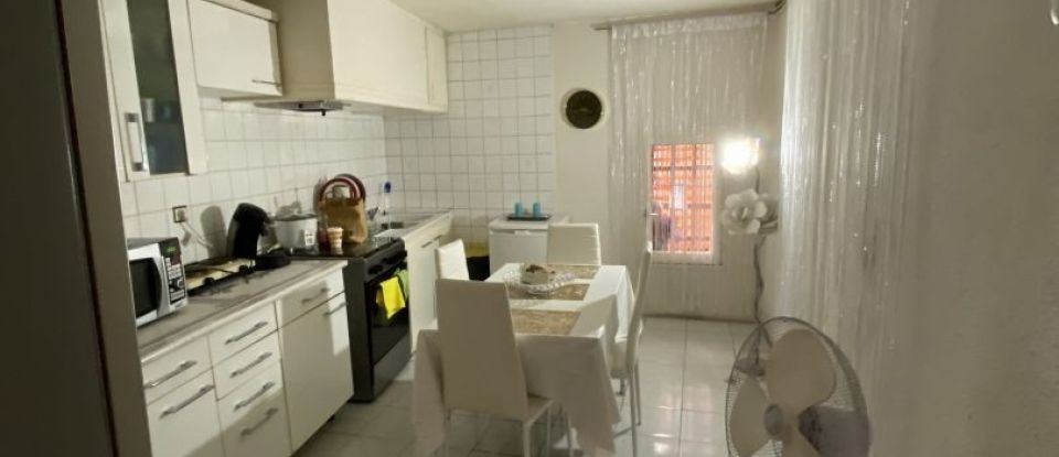 Appartement 9 pièces de 183 m² à Millas (66170)