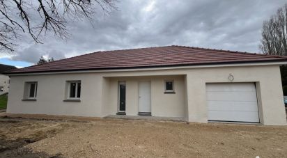 House 6 rooms of 140 m² in Sassenay (71530)