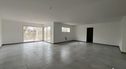 Maison 6 pièces de 140 m² à Sassenay (71530)