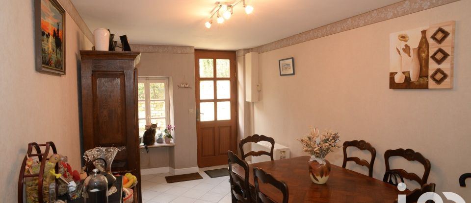 Village house 5 rooms of 100 m² in - (14480)
