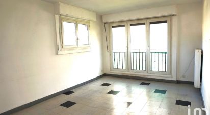 Appartement 3 pièces de 71 m² à Vals-les-Bains (07600)