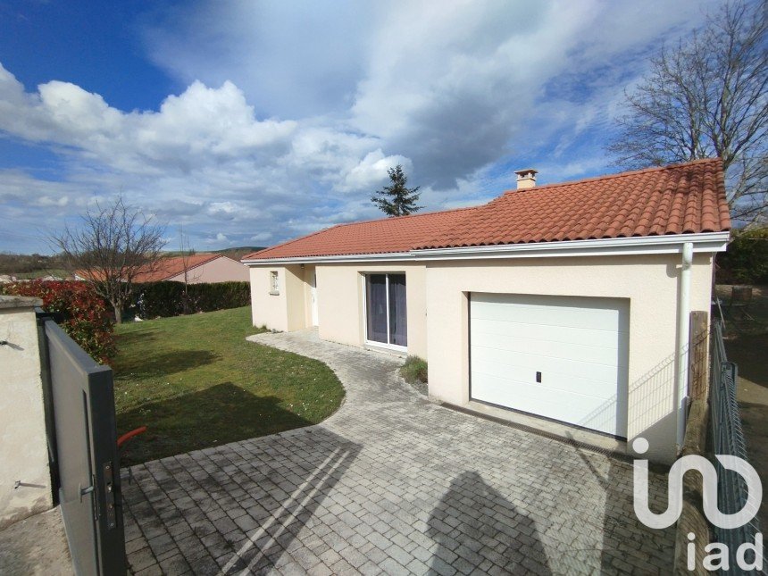 Village house 5 rooms of 113 m² in Beauregard-Vendon (63460)