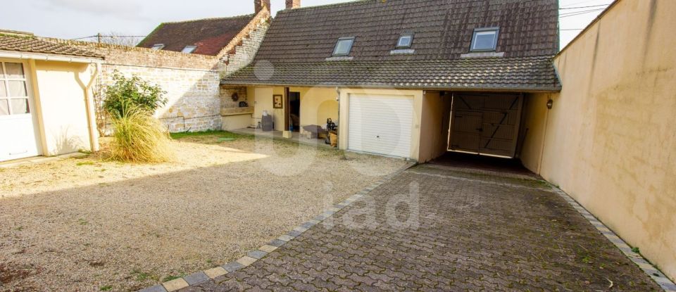 Town house 5 rooms of 118 m² in La Neuville-Roy (60190)