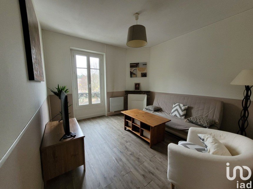 Apartment 3 rooms of 50 m² in Corbeil-Essonnes (91100)