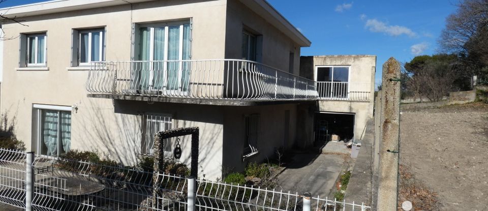 House 6 rooms of 152 m² in Bollène (84500)