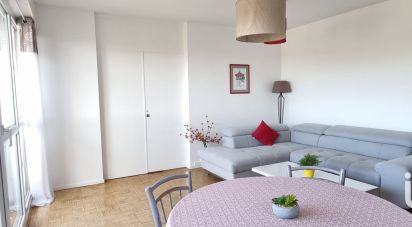 Apartment 3 rooms of 69 m² in Rezé (44400)