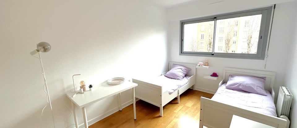 Apartment 4 rooms of 84 m² in Clamart (92140)