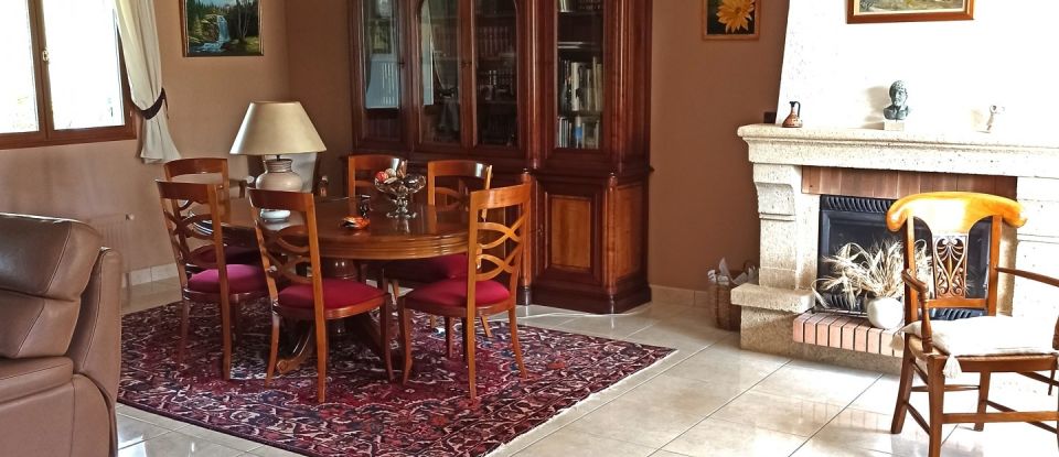 Traditional house 5 rooms of 174 m² in Gazeran (78125)