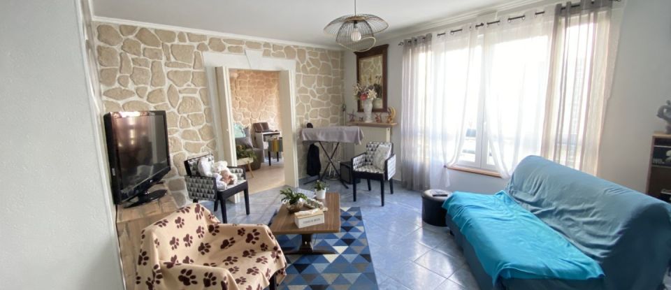 Appartement 4 pièces de 82 m² à Charleville-Mézières (08000)