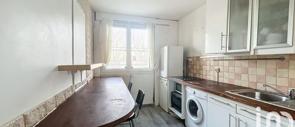 Appartement 4 pièces de 65 m² à Domont (95330)