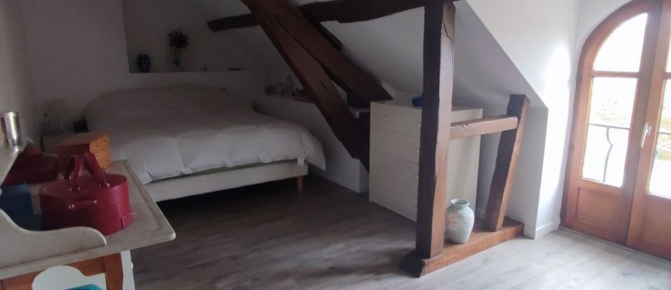 House 4 rooms of 146 m² in Les Ormes-sur-Voulzie (77134)