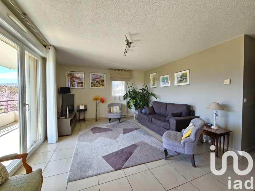 Appartement 4 pièces de 94 m² à Saint-Alban-Leysse (73230)