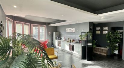 Appartement 5 pièces de 135 m² à Saint-Étienne (42100)