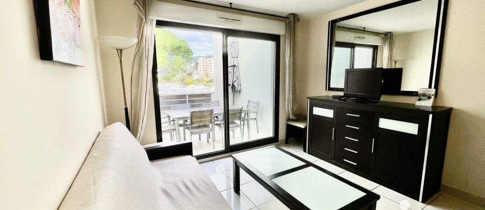 Apartment 3 rooms of 54 m² in Mandelieu-la-Napoule (06210)