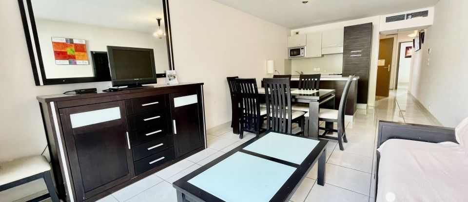 Appartement 3 pièces de 54 m² à Mandelieu-la-Napoule (06210)