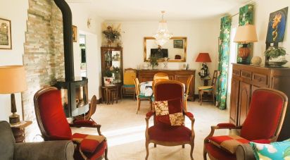 House 5 rooms of 132 m² in Vaucelles (14400)