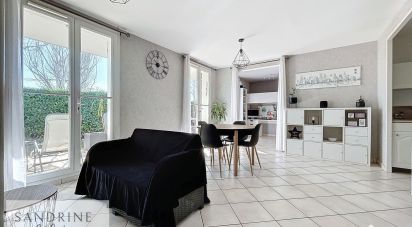 Apartment 2 rooms of 49 m² in Saint-Priest (69800)