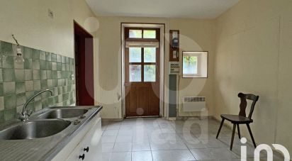 Country house 3 rooms of 100 m² in Tanlay (89430)