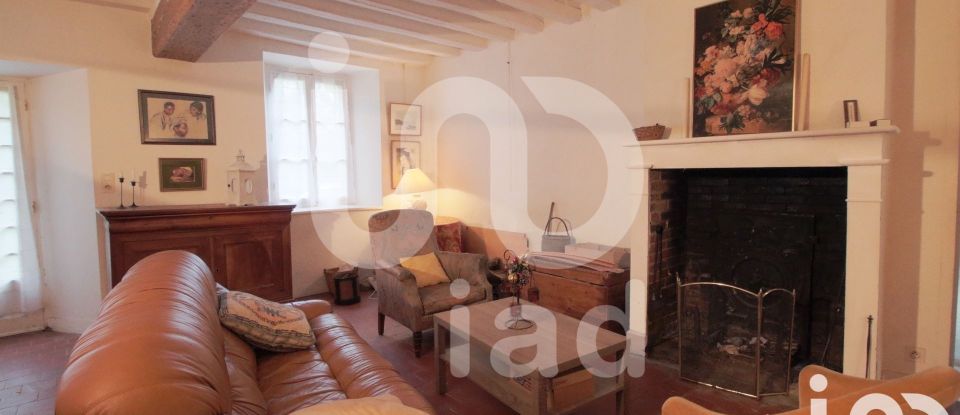 Country house 9 rooms of 370 m² in Les Villages Vovéens (28150)