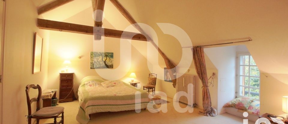 Country house 9 rooms of 370 m² in Les Villages Vovéens (28150)