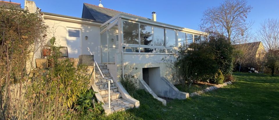 Maison 5 pièces de 100 m² à Noyal-Châtillon-sur-Seiche (35230)