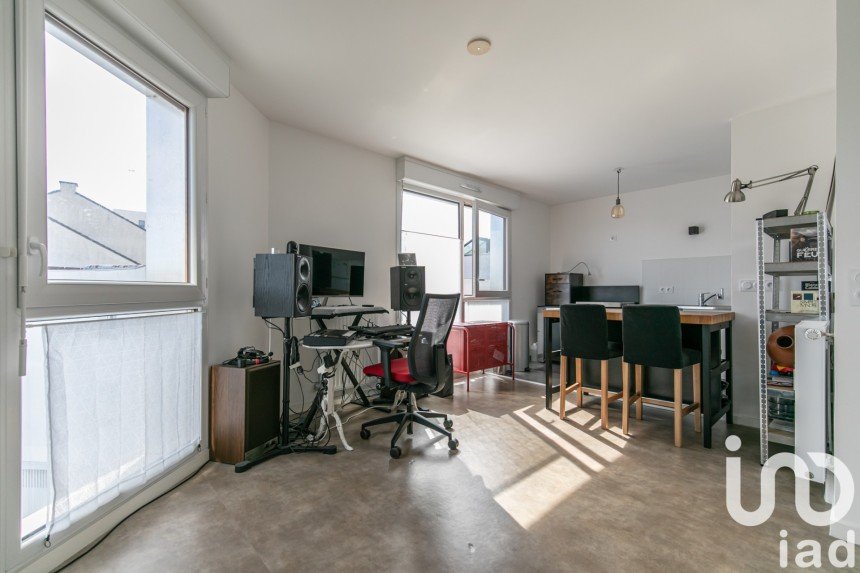 Appartement 2 pièces de 42 m² à Fontenay-sous-Bois (94120)