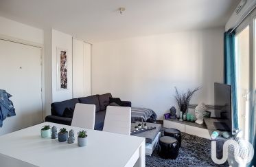 Appartement 2 pièces de 37 m² à Marseille (13005)