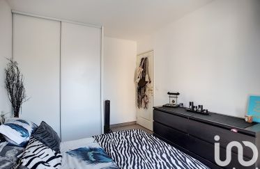 Apartment 2 rooms of 37 m² in Marseille (13005)