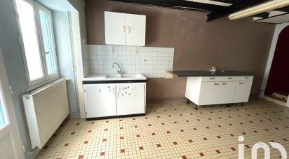 Town house 5 rooms of 100 m² in Le Retail (79130)