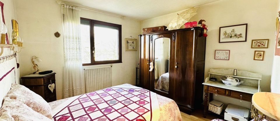 House 5 rooms of 98 m² in Mourenx (64150)