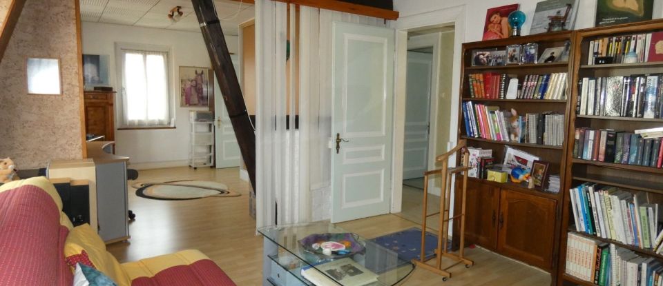 House 6 rooms of 132 m² in Saint-Louis (68300)