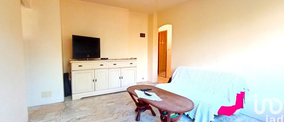 Apartment 3 rooms of 57 m² in Toulon (83000)