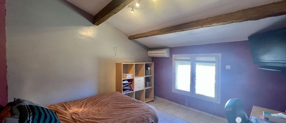 Maison 6 pièces de 240 m² à Saint-Geniès-de-Malgoirès (30190)