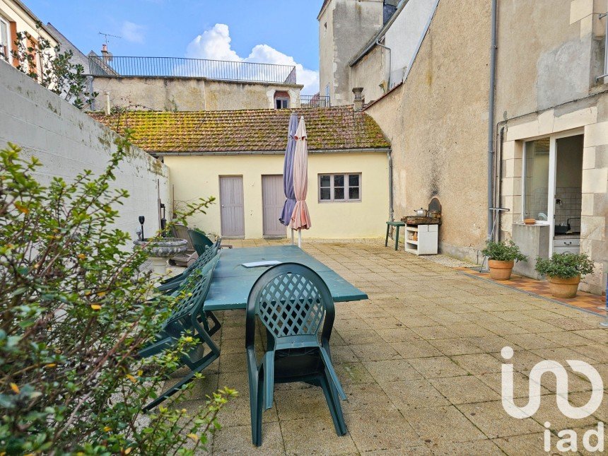 Traditional house 10 rooms of 270 m² in Bonny-sur-Loire (45420)