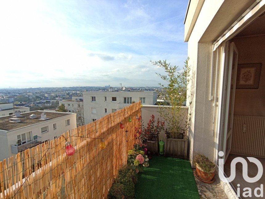 Appartement 4 pièces de 77 m² à Bry-sur-Marne (94360)