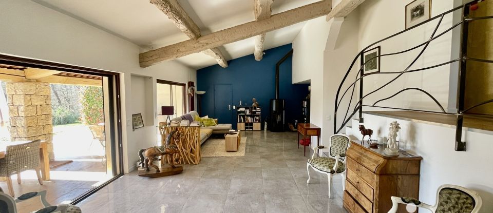 Architect house 7 rooms of 235 m² in Saint-Paul-en-Forêt (83440)