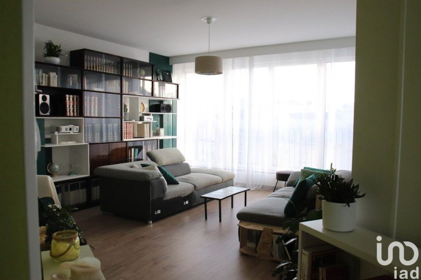 Appartement 4 pièces de 84 m² à Pantin (93500)