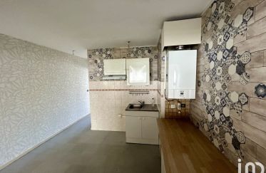 Apartment 2 rooms of 50 m² in Pau (64000)