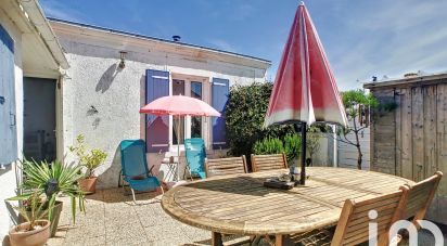 Traditional house 3 rooms of 54 m² in Angoulins (17690)